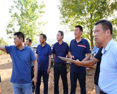 副縣長李獻林再赴金源召開現(xiàn)場協(xié)調(diào)會